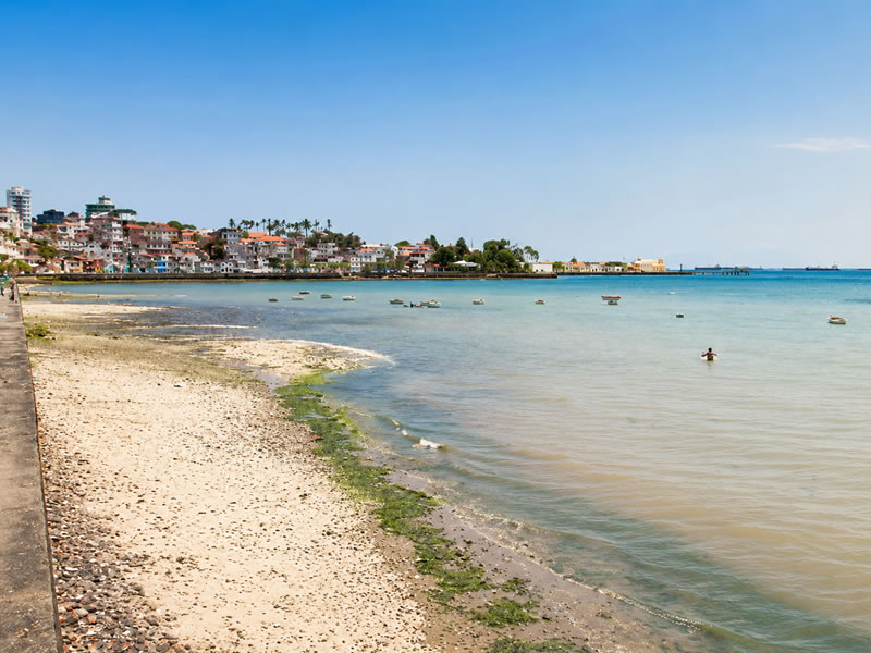 Praia da Pedra Furada