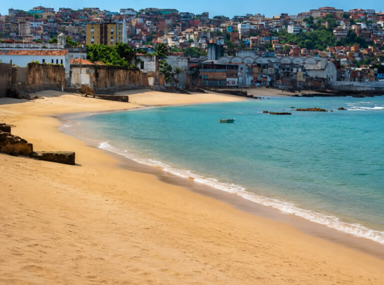 Praia do Cantagalo