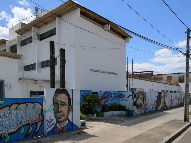 Colégio Estadual Alípio Franco