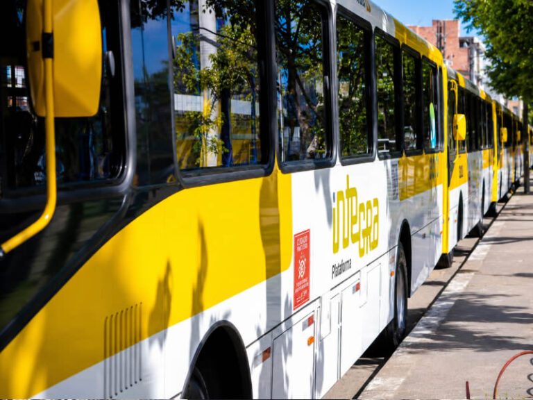 Empresa de ônibus Plataforma