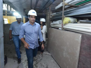 Prefeito Bruno Reis vistoria obras da Escola de Música e Artes e da Sala de Espetáculos Letieres Leite no Comércio